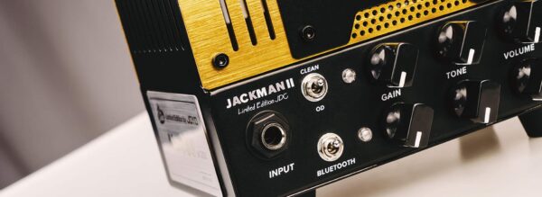 JOYO-Bantamp-XL-LTD-Edition-JaCkMan-gold (4)